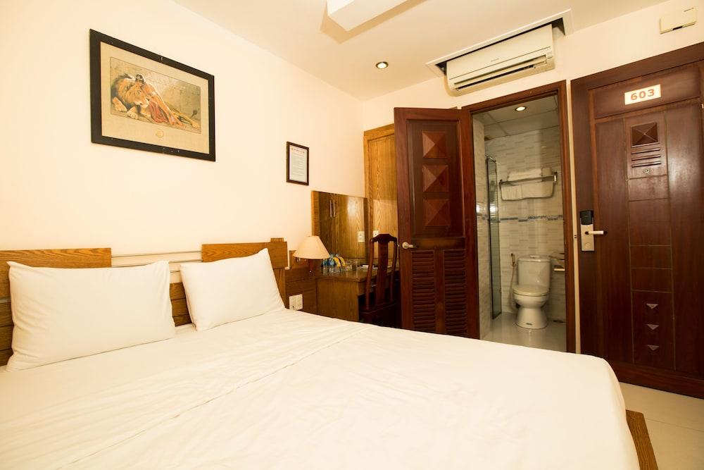 Ipeace Hotel - Bui Vien Walking Street Ho-Chi-Minh-Stadt Exterior foto