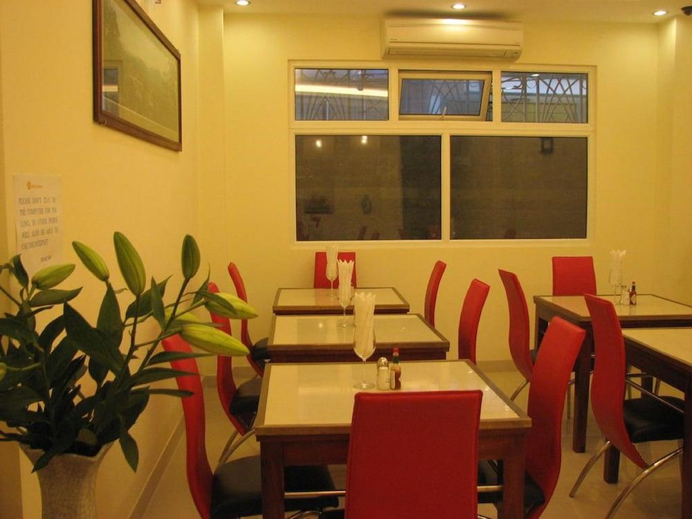 Ipeace Hotel - Bui Vien Walking Street Ho-Chi-Minh-Stadt Exterior foto